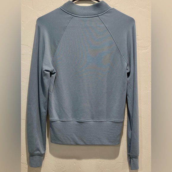 ATHLETA *NWOT* Eastbound Sweatshirt - Picture 5 of 8